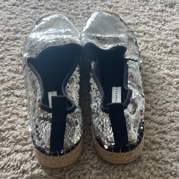 ZARA Silver Sequin Espadrilles Size 39 Gently Loved - Picture 6 of 8